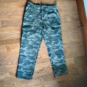 Universal Thread high rise -straight